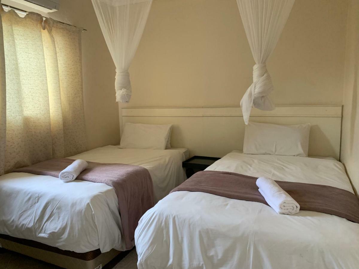 Lepatino Bed & Breakfast Livingstone Exterior photo